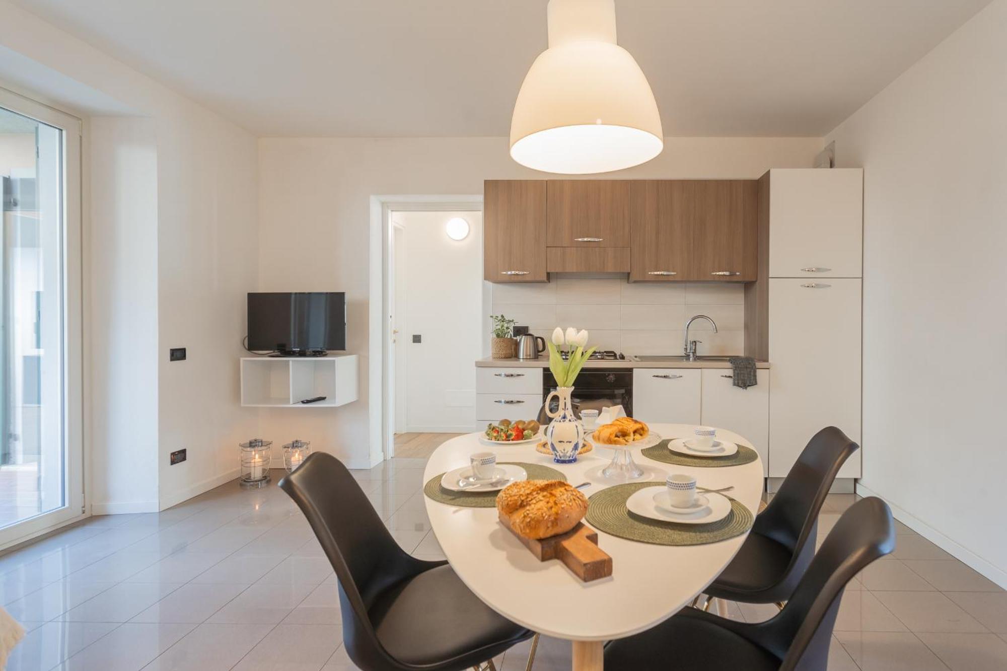 גראבדונה Ponente Balcony & Garden By Rent All Como מראה חיצוני תמונה